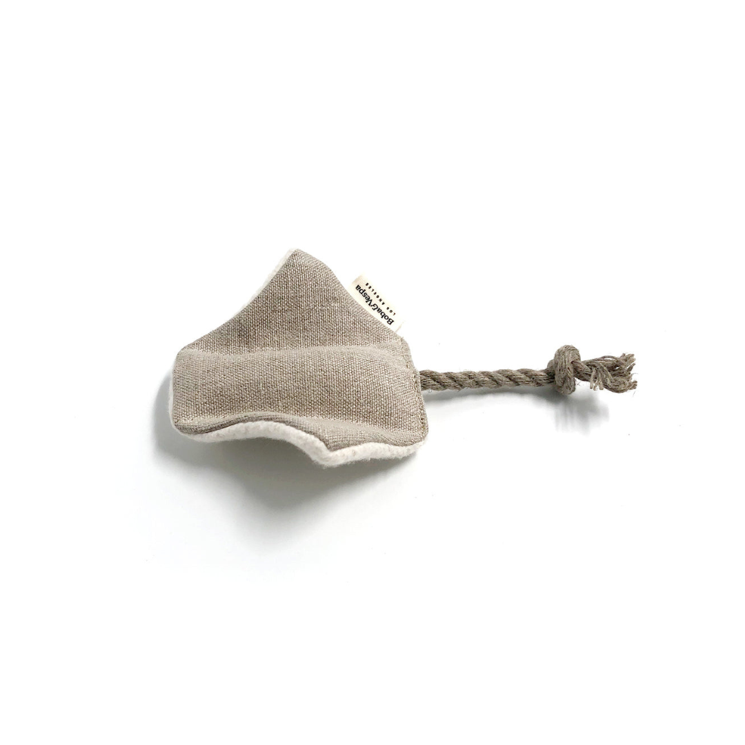 Boba & Vespa Stingray Cat Toy in Cotton