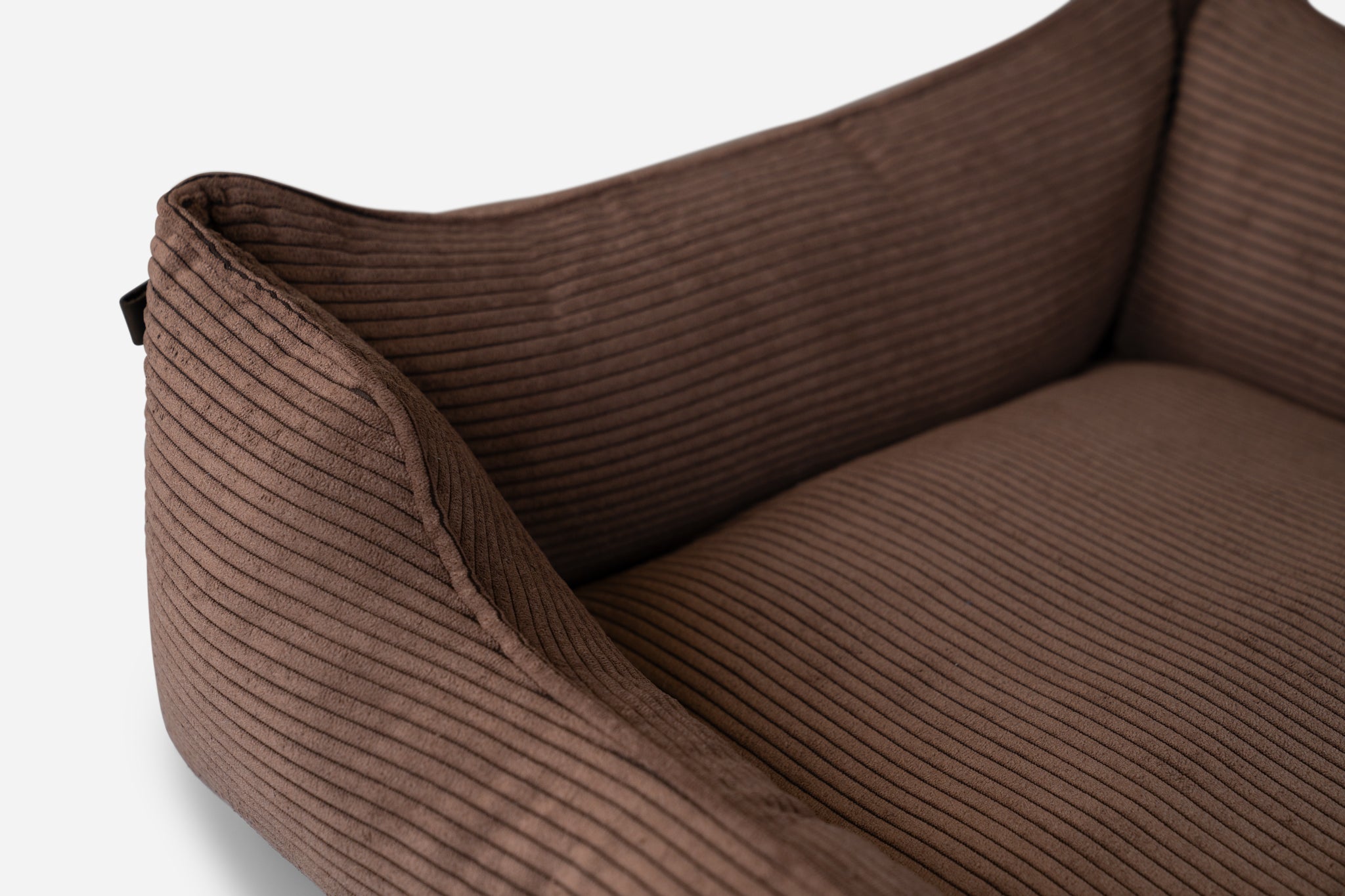 Chester & Lee | Fancy Corduroy Sleeper Dog Bed Brown
