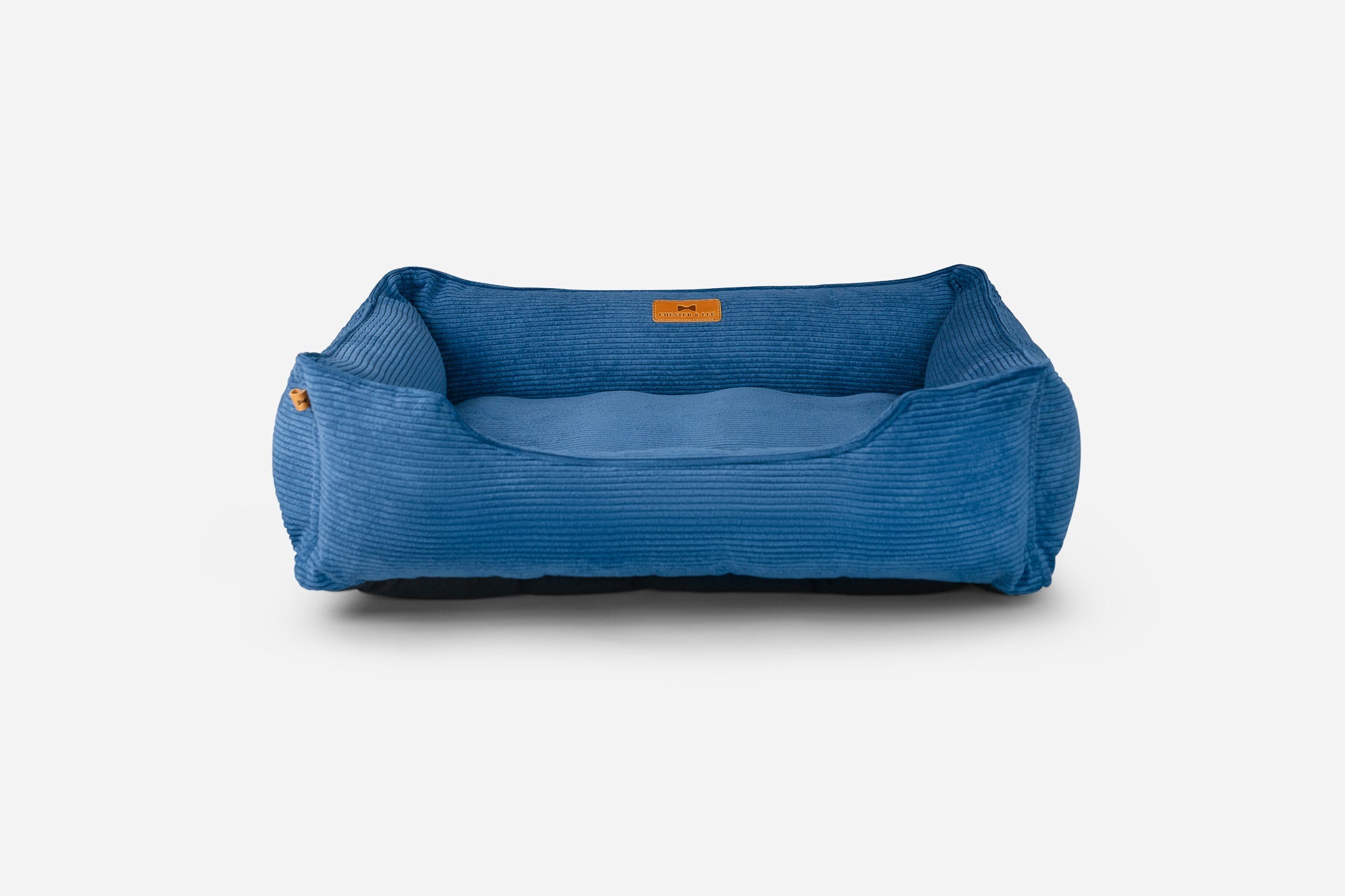 Chester & Lee | Fancy Corduroy Sleeper Dog Bed