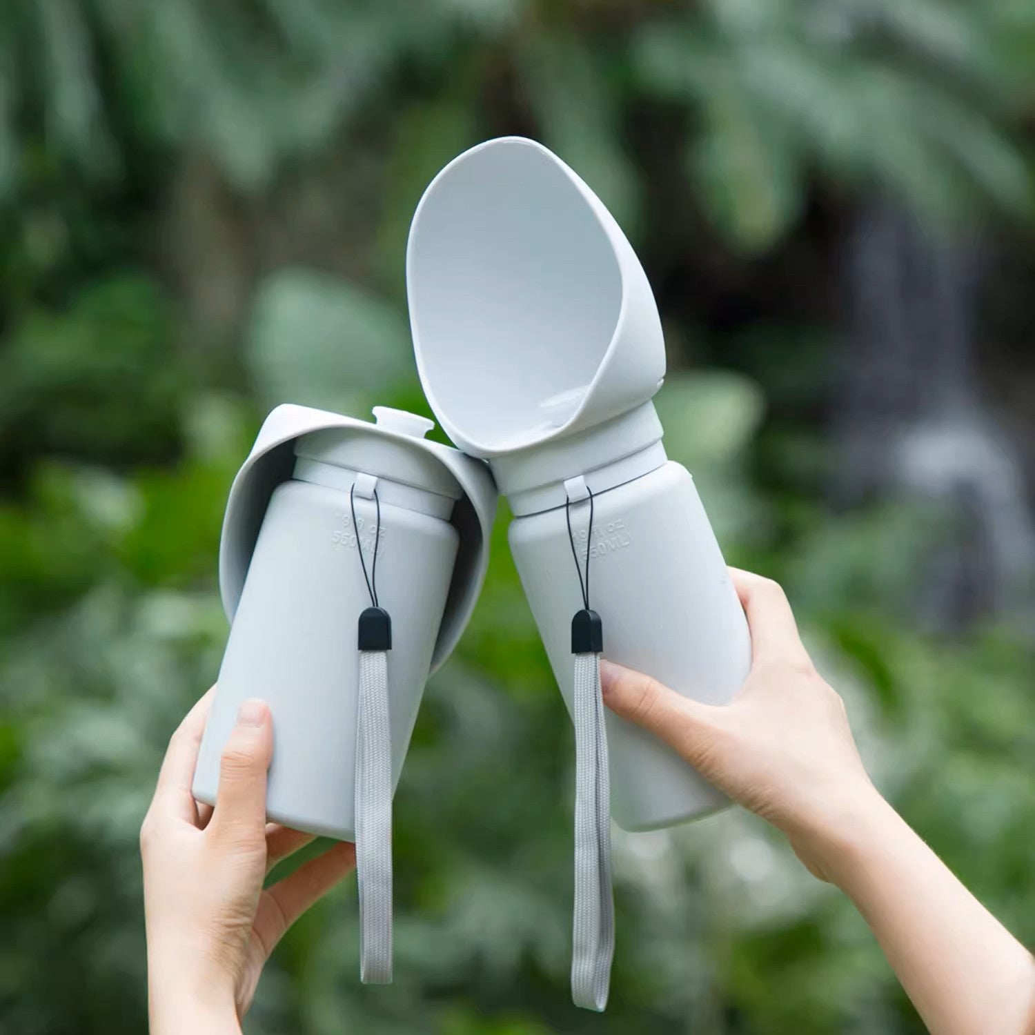 Milou & Lumi | Portable Collapsible Pet Water Bottle