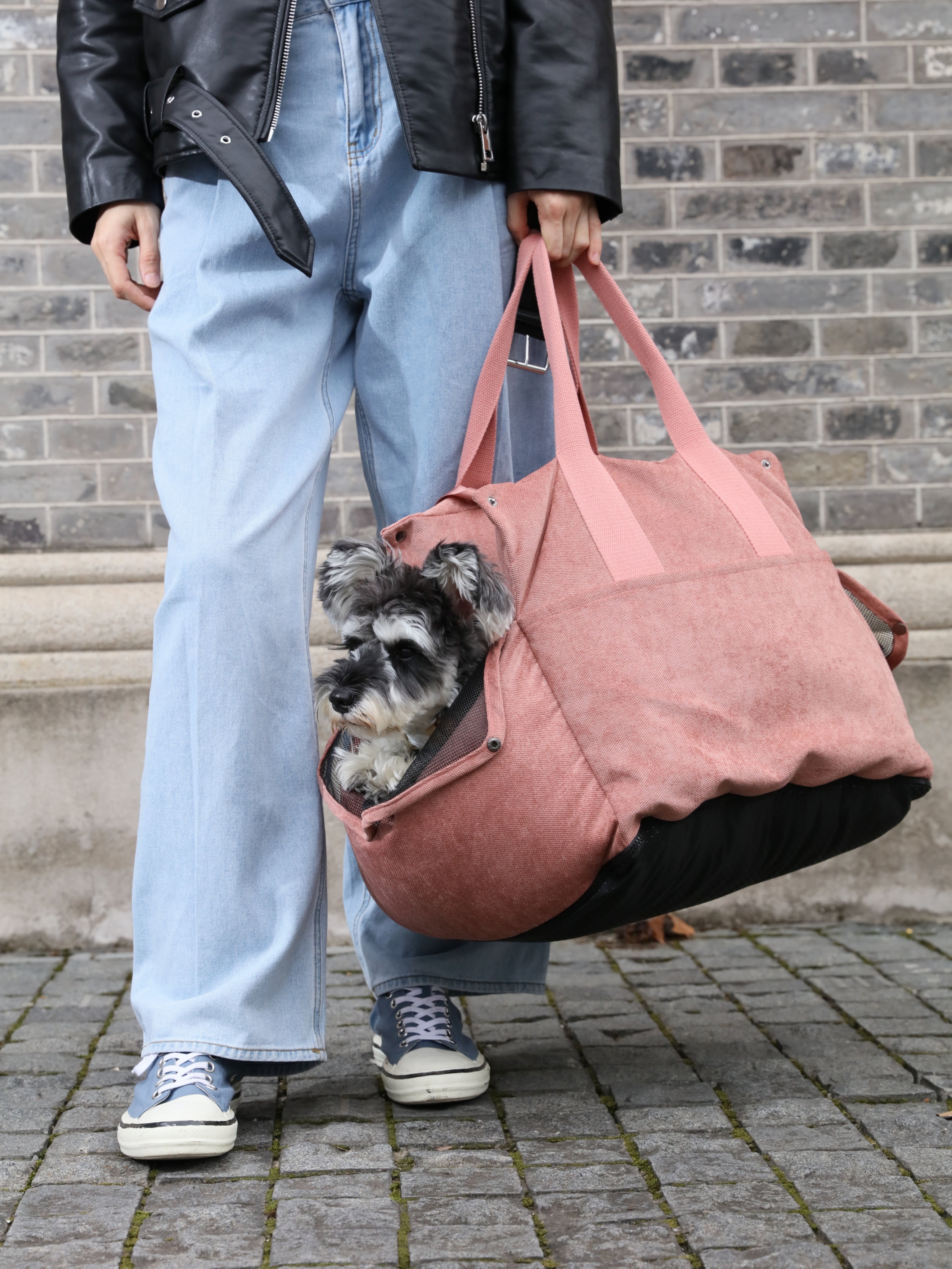 Pehom | Puff Guard Dog Car Seat - Pink