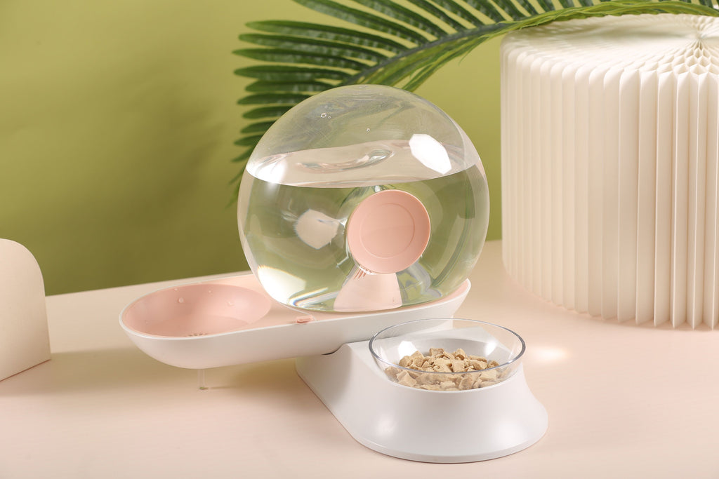 Pet Life® 'Auto-Myst' Snail Shaped 2-in-1 Automated Gravity Pet Filtered Water Dispenser and Food Bowl